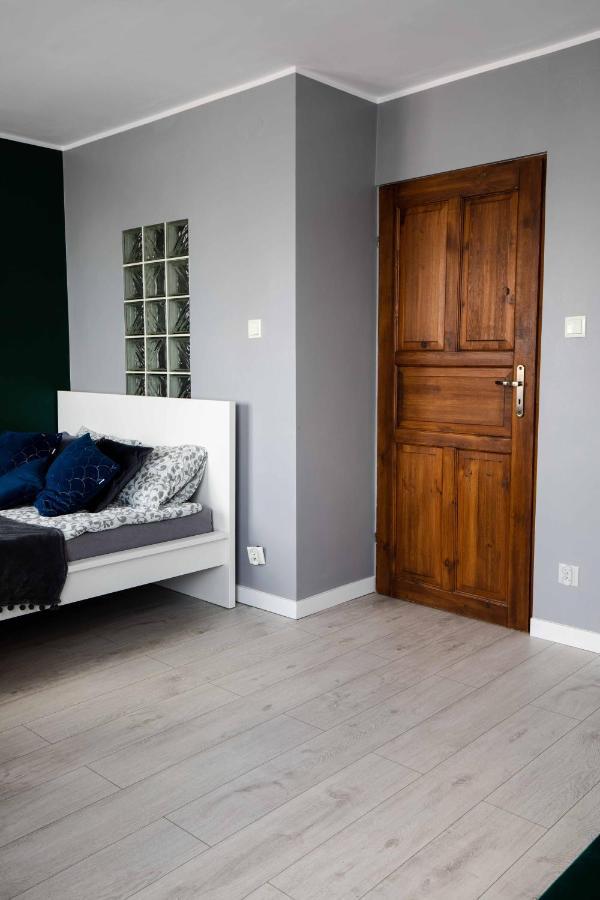 Apartament Miki วอร์ซอ ภายนอก รูปภาพ